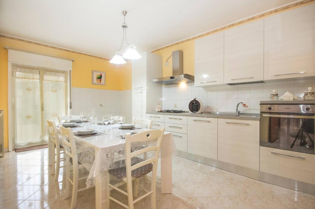 Etna Sunshine Apartment Linguaglossa Bagian luar foto